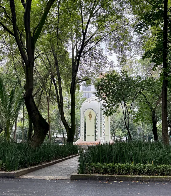Photograph from Roma Norte and Condesa: Snapshots from a Leafy CDMX