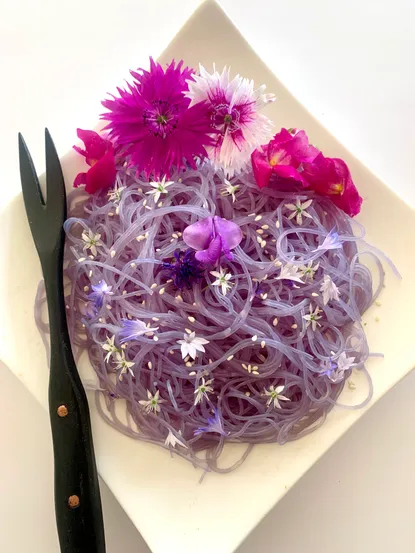 Photograph from Recipe: Butterfly Pea Glass Noodle Salad
