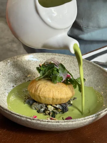 Crema de Poblano Sopa (outstanding!)