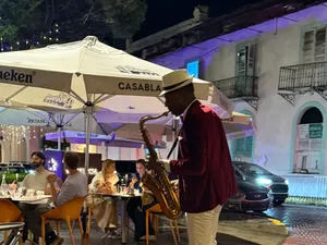 A saxophone on the street in Casco Viejo, after dinner