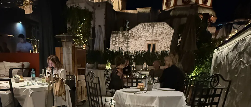 The Irresistible Lure of Rooftop Tables | San Miguel de Allende